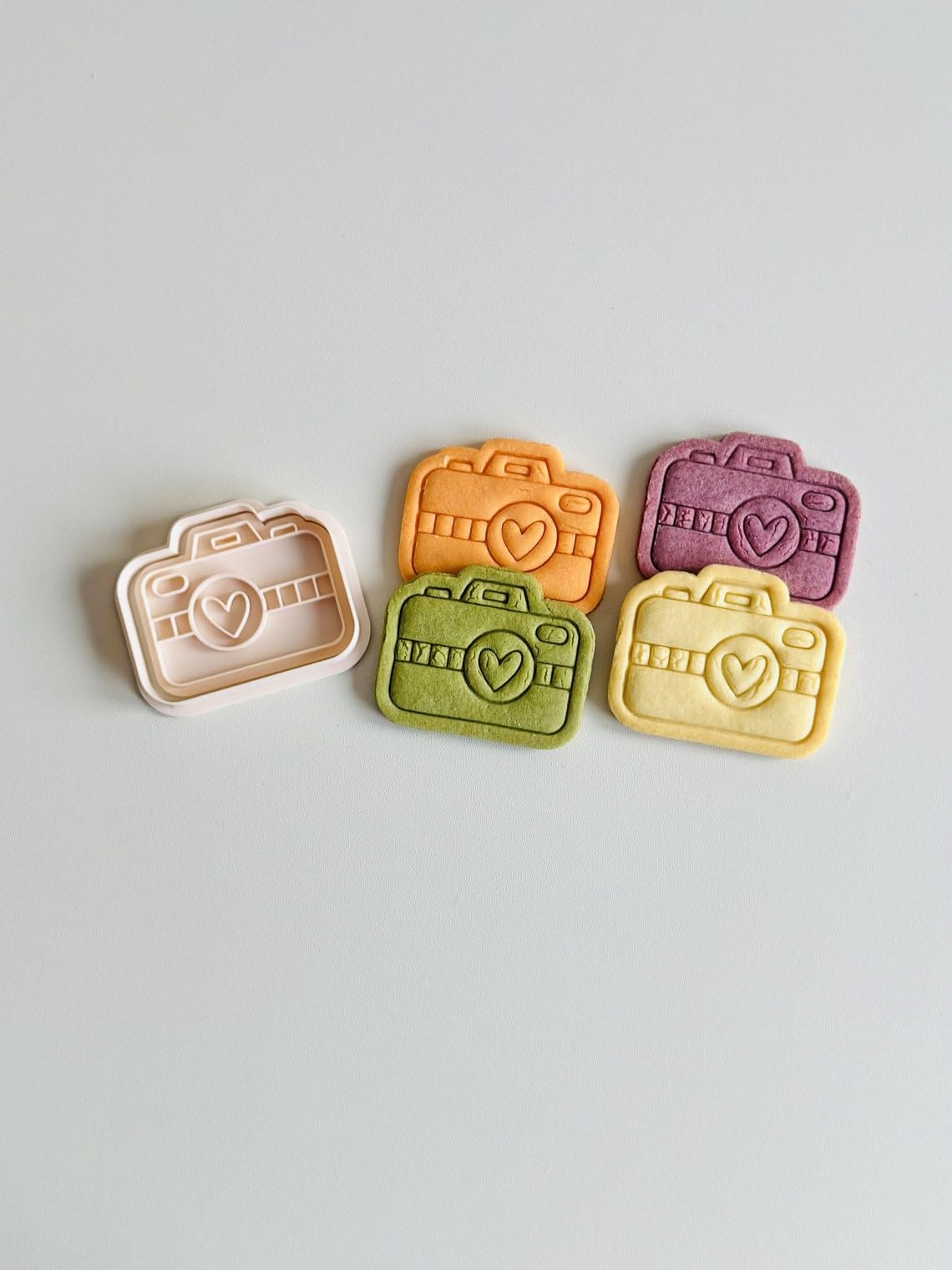 Black Camera Cookie Cutter Stamp Set Groovy Retro Camera Shape with Love Heart Lens Baking Tool for Cookies Fondant and Clay Creative Baking Accessory for Parties Gifts and Everyday Use - Image 2