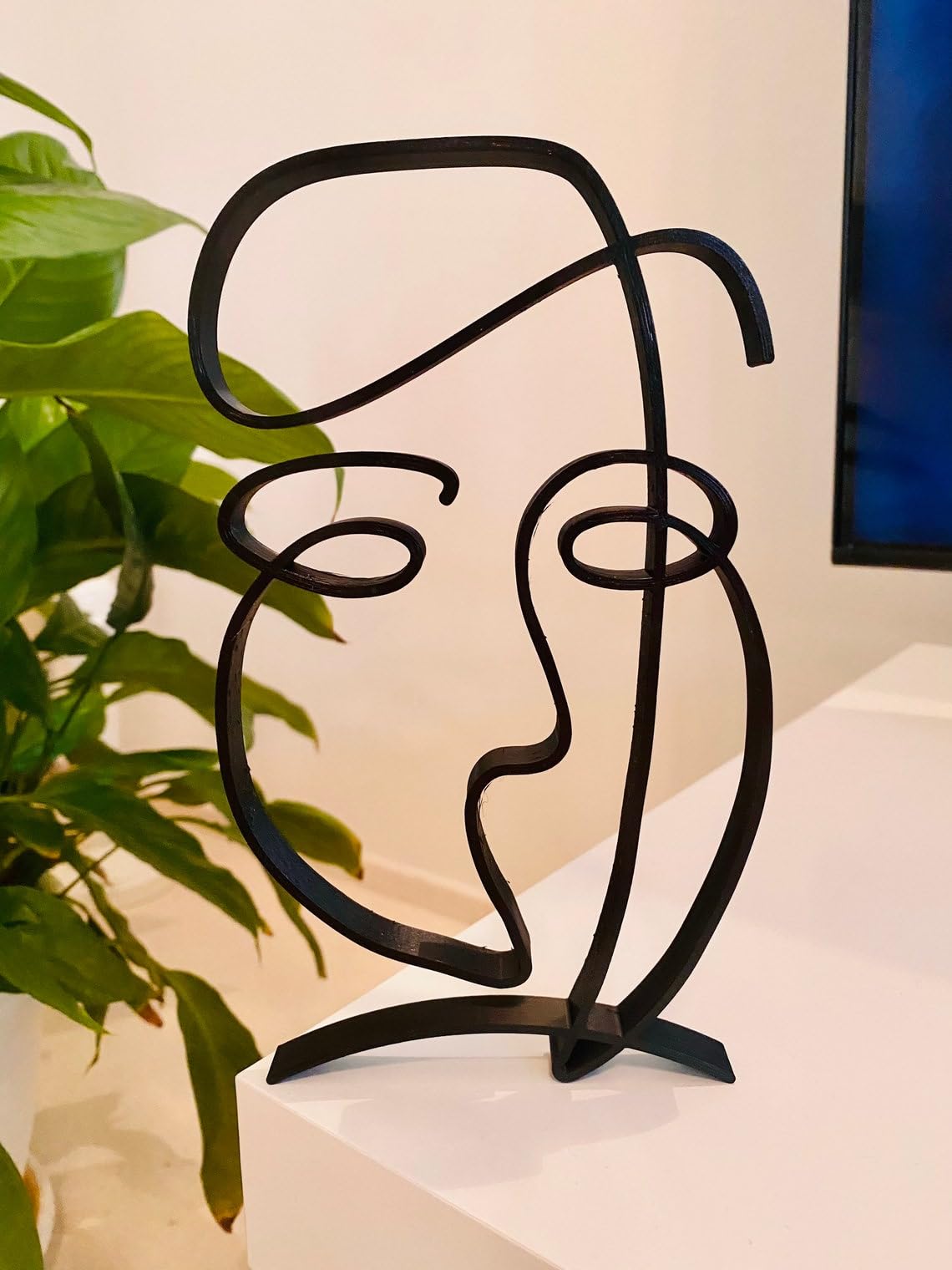 Abstract Statue Figure of a Man with Cap: Minimalist Sculpture for Home Decor, Gifts, and Tabletop Display - Image 3