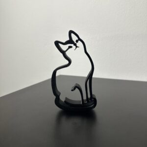 Staring Kitten Minimalist Cat Sculpture One Line Art Style Home Decor Stand Tabletop Decoration for Cat Enthusiasts Ideal Gift for Cat Lovers Modern Minimal Design Accent