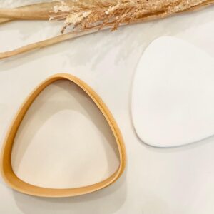 Rounded Triangle Cookie Cutter Large Clay Cutter for Polymer Clay and Pastry Crafting Trendy Rounded Triangle Shape Fondant Cutter for Baking Handmade Cookies and Clay Accessories