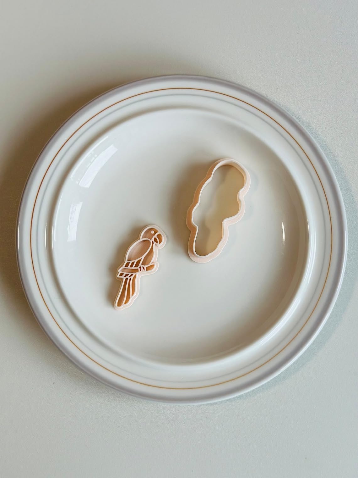Black Parrot Cookie Cutter Stamp Set Spring Animal Parrot Bird Shape Baking Tool for Cookies Fondant Clay Treats Creative Dessert Making Parties Family Baking Everyday Use - Image 6