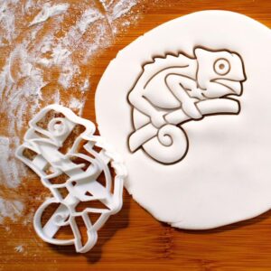 Chameleon Cookie Cookie Cutter Panther Chameleons Lizard Reptile Rain Forest Habitat Camouflage Color Changing Pets Madagascar Party Baking Fondant Clay Cutter