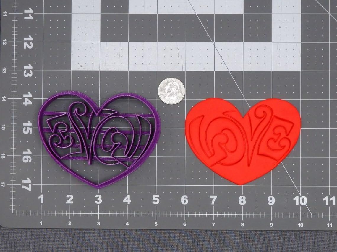 Black Cookie Love Heart Cookie Cutter for Baking Dough Fondant Biscuits Sandwiches Pancakes Pastry Decorating Cookie Dough Shapes Wedding Valentine Party Kitchen Baking Tools Cake