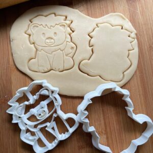 Set of 2 Cookie Designed with Cute Baby Lion Faces, These Cutters are Perfect for Jungle or Safari-Themed Events, Adding Charm and Creativity to Your Dessert Table.Baby Lion Cookie