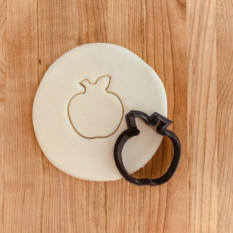 Apple Outline Cookie Cutter for Baking, Fondant, Clay Crafts, India Cookie Mold for School Activities, Kids’ Parties, Healthy Eating Themes, DIY Decorations, and Creative Baking