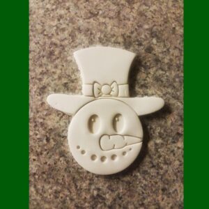 Black Frosty the Snowman Head Cookie Cutter Cookie India Christmas Theme Biscuit Cutter for Holiday Baking Cute Snowman Face Treats Winter Cookies New Year Snacks Festive Desserts