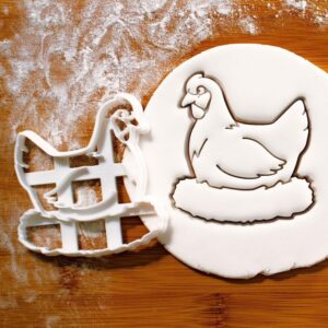 Chicken Cookie Cutter Cookie Farm Barnyard Theme Baking Mold Easter Day Biscuit Cutter Kitchen Tool for Bakers Kids Parties Animal Shape Farmhouse Cooking Holiday Celebrations Cute