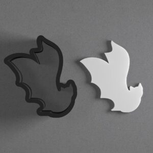 Flying Bat Halloween Clay Cutter with Sharp Tapered Edge for Polymer Clay Earrings Studs Pendants Jewelry Making Cookie Biscuit Clay Art Spooky Bat Shape Cutter for Halloween Craft