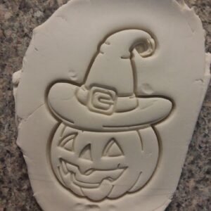 Black Halloween Pumpkin Cookie Cutter Cookie India Jack O Lantern Biscuit Cutter for Spooky Fall Theme Baking Trick or Treat Snacks Party Desserts Autumn Festival and Pumpkin Patch