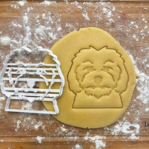 Black Maltese Face Cookie Cutter Dog Biscuit Shape Gift Idea for Dog Lovers Baking Cookies Fondant Polymer Clay Cutter for Handmade Crafts and Maltese Mom Gifts Treats Decor