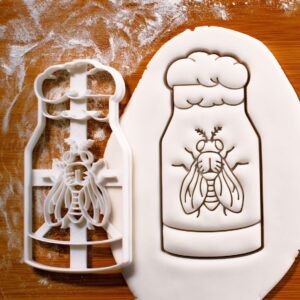 Drosophila Cookie Cutter for Biologists Geneticists Microbiologists Research Scientists Laboratory Technicians Fruit Fly Biscuit Mold for Science Baking Educational Gift Idea