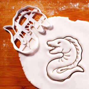 Cookie moray eel cookie cutter biscuit fondant clay baking shaped like exotic marine animal perfect ocean sea theme parties scuba diver gifts aquarium hobbyist marine biology (ONLY MORAY EEL)