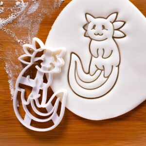 Cute Axolotl Cookie Cutter Bake Biscuit Mold Ambystoma Mexicanum Mexican Walking Fish Salamander Amphibian Gills Pet Aquarium Themed Baking and Craft Tool for Kids and Animal (ONLY ONE)
