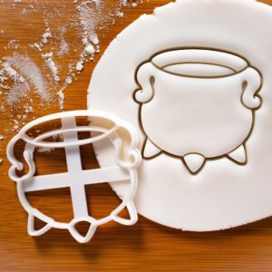 Cauldron House Cookie Cutter Halloween Biscuit Mold by Bake Witch Ghost Gothic Haunted Spirit Baking Spooky Treats Scary Horror Ghosthouse Shape Neopagan Party Tool (ONLY CAULDRON HOUSE)