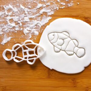 Clownfish Cookie Cutter Under Sea Ocean Theme Biscuits Nautical Party Decorations Baking Tool for Marine Life Birthday Celebration Aquarium Cupcake Topper Sea Creature Treats (ONLY CLOWNFISH)