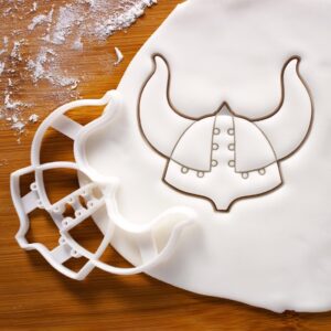 Viking Helmet Cookie Cutter Biscuit Fondant Clay Baking Ancient Mythology Medieval Birthday Party Viking Festival Historical Craft Decoration Scandinavian Heritage Baking Tool (ONLY HELMET)