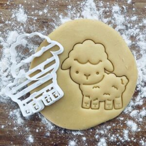 Black Sheep Cookie Cutter Cute Lamb Biscuit Cutter for Easter Pastry Fondant Dough Baking Tool DIY Party Favors Home Baking Creative Farm Animal Cookies