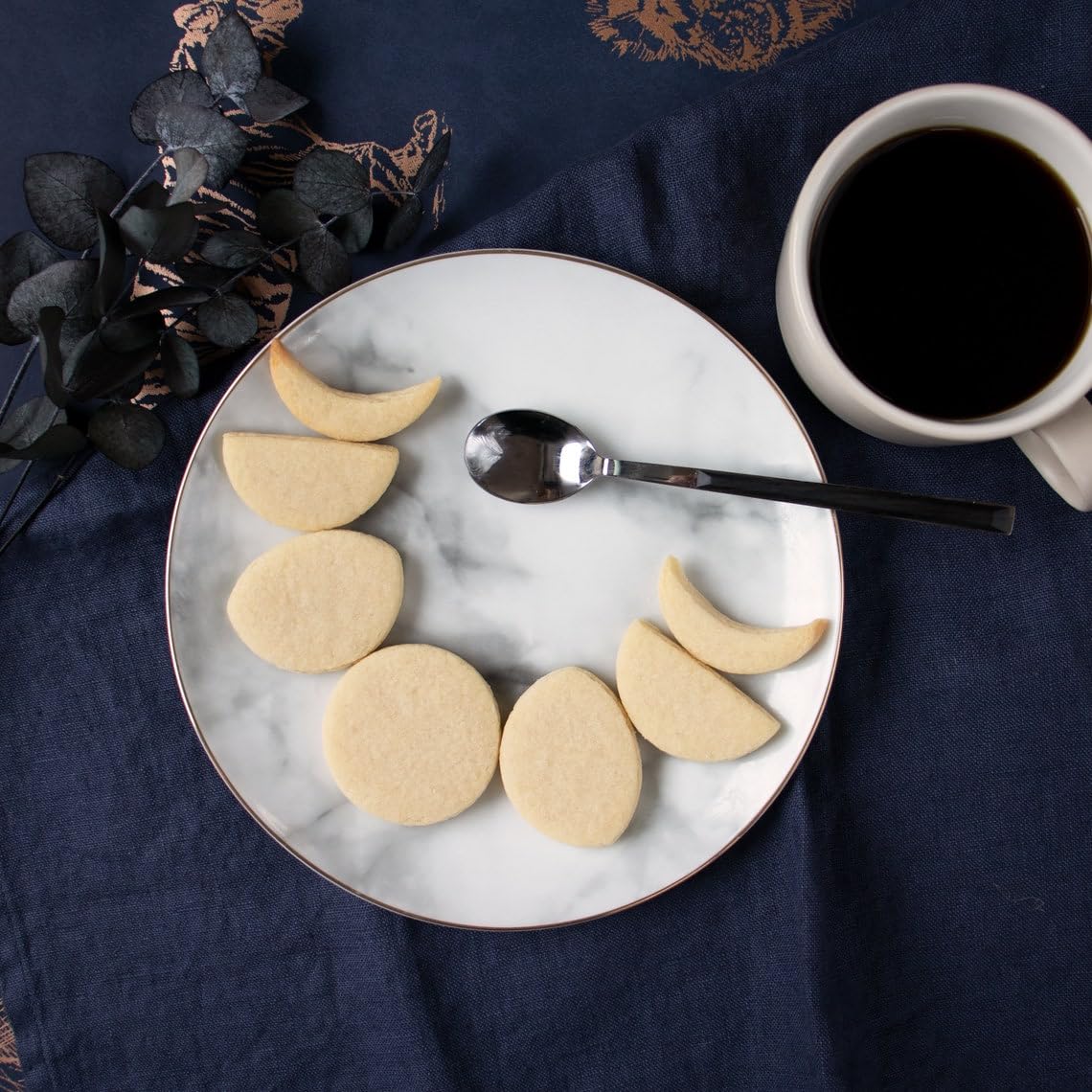 Quarter Moon Cookie Cookie Cutter Set Lunar Phase Biscuit Fondant Craft Clay Baking Waning Crescent Space Universe Galaxy Stars Planetary Astronomy Themed Parties Project (ONLY Quarter Moon) - Image 3