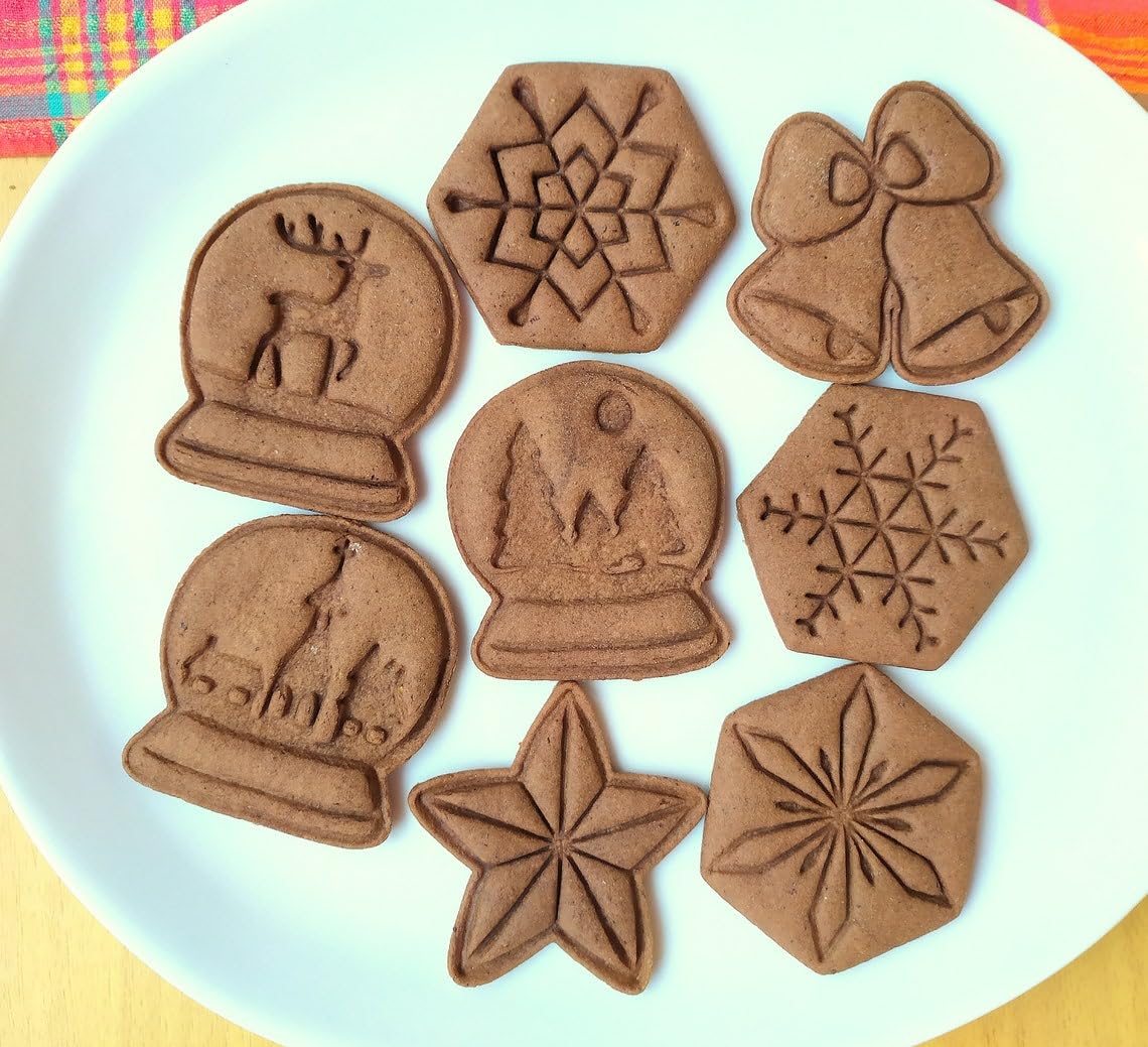 Snowglobes Cookie Cutter Set for Holiday Cookies Winter Baking Christmas Decorations Sugar Paste Cupcake Toppers DIY Gifts Snow Scene Themes Party Favors Kids Crafts and Seasonal - Image 6