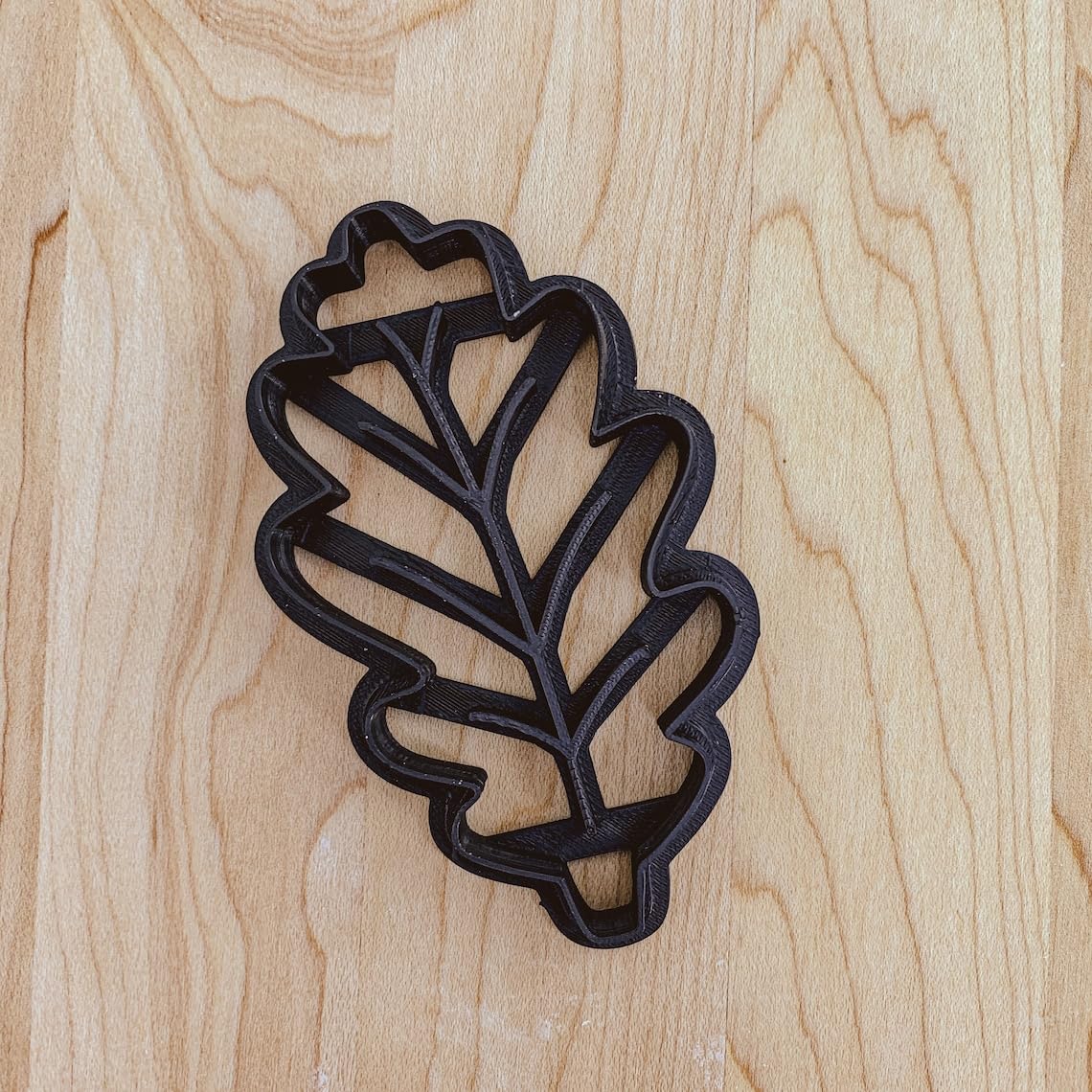 Oak Leaf Detailed Fall Thanksgiving Cookie Fondant Clay Cutter India Cookie Autumn Leaf Shape for Baking, Cake Decorating, Clay Crafts, Pottery, Ceramics, Polymer Projects, - Image 2