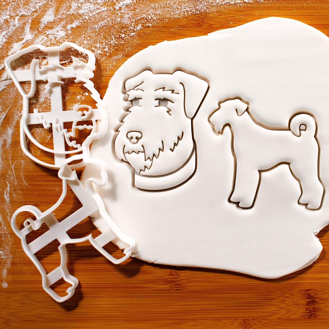 Cookie Airedale Terrier Dog Outline Cookie Cutter for Biscuit Fondant Clay Baking Shaped Like King of Terriers Ideal Dog Lovers Themed Parties Custom Dog Treats Birthday Gifts (ONLY OUTLINR) - Image 2