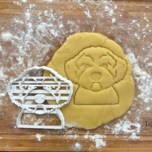 Black Maltipoo Face Cookie Cutter Dog Biscuit Shape Gift Idea for Dog Lovers Baking Cookies Fondant Polymer Clay Cutter for Handmade Crafts and Maltipoo Mom Gifts Treats Decor