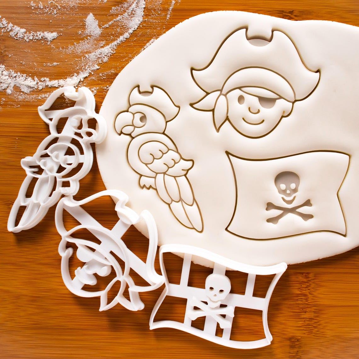 Pirate Flag cookie cutter kids birthday party biscuit fondant crafting tool nautical theme Halloween buccaneer skull crossbones pirate ship treasure map ocean treat vintage (ONLY PIRATE FLAG) - Image 3