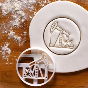 Oil Derrick Design 2 Cookie Cutter Offshore Gas Rig Petroleum Engineer Themed Baking Gas Well Drilling Equipment Shaped Biscuits Oilfield Industry Party Supplies Drilling Rig (ONLY DESIGN 2)
