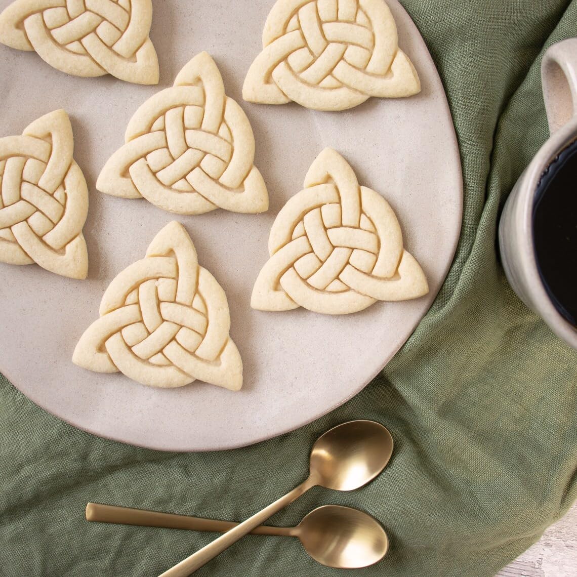 Triquetra Celtic Knot Cookie Cookie Cutter for Biscuits Insular Art Love Symbol Celtic Heritage Gaelic Pagan Good Luck Design Perfect Cultural Celebrations, Baking, Crafting,(ONLY Triquetra) - Image 3