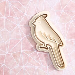 Red cardinal bird cookie cutter set for making shortbread cookies fondant biscuits sugar paste cake decorations perfect for winter baking Christmas crafts bird themed parties and nature
