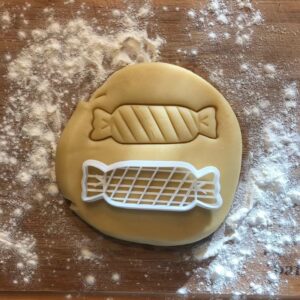 Black Tree Candy Cookie Cutter cookie India Christmas Biscuit Cutter for Baking Winter Holiday Cookies Kawaii Xmas Treats Christmas Gift for Mom Fondant Clay Cutter