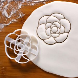 Camellia Flower Cookie Cutter | Tsubaki Biscuit Cutter for Tea Party Treats | South Korea & Japan Floral Design | Nature-Inspired Petal Shape for Baking Cookies, Fondant & Desserts (ONLY ONE)