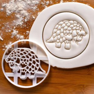 Cookie Sleeping Pangolin Design 2 Cookie Cutter Endangered Scaly Anteater Pholidota Animal Biscuit Fondant Dough Cutter Conservation Wildlife Kawaii Birthday Party Baking Tool (ONLY DESIGN 2)