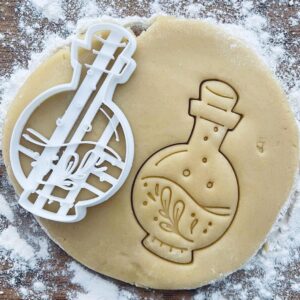 Black Potion Flask Cookie Cutter Magic Witchcraft Wicca Occult DnD RPG Fantasy Pastry Fondant Dough Biscuit Clay Stamp DIY Baking and Creative Treats