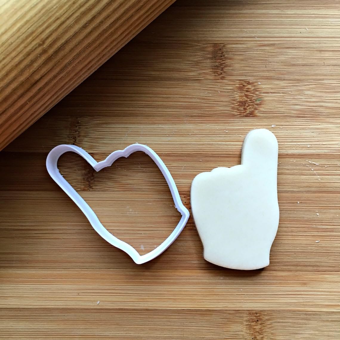 Foam Finger Cookie Cutter, Suitable Size Cookie Sports Fan Finger Baking Tool, Choose Standard or Dishwasher Safe, Made in India - Image 2