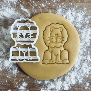 Black Cute Lion Cookie Cutter Safari Baby Shower Jungle Big Cat Biscuit Cutter Zoo Animal Cookie Stamp Africa Wild Animal Pastry Fondant Dough Gift Present Baking Tool