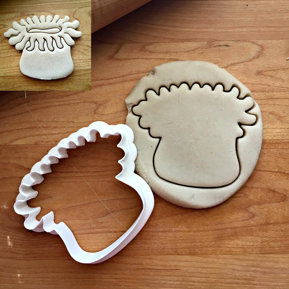 Sea Anemone Cookie Cookie Cutter for Ocean, Underwater, and Marine-Themed Parties, Made in India, Suitable Size for Customizable Sea Anemone-Shaped Cookies - Image 2