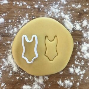 Black Bikini Cookie Cutter Swimsuit Shape Mini Biscuit Cutter for Baking Fondant Dough Ocean Sea Theme Polymer Clay Jewelry Making Earring Cutter Party Favor for Summer Events