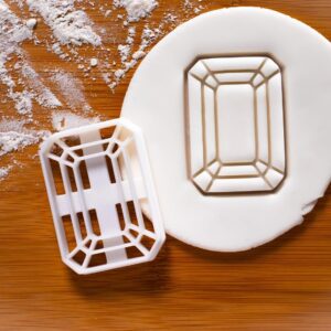 Crystal Shape Cookie Cookie Cutter for Biscuits Gemstone Jewel Baking Mold for Girls Birthday Party Precious Stone Cookies Engagement Celebration Craft Projects Themed Dessert (ONLY Crystal)