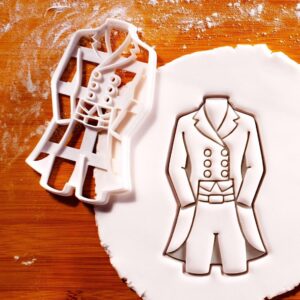 Dressage Coat Cookie Cutter Equestrian Themed Biscuit Mold for Tailored Hunter Shadbelly Horseback Riding Rustic Country Party Decorations Horse Lover Gifts Baking Tool Kitchen (ONLY COAT)