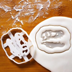 T Rex Skull Fossil Cookie Cutter Tyrannosaurus Rex Head Biscuit Cutter for Dinosaur Themed Baking Extinct Fossil Footstep Trail Cookies Science Party Treats and Fun Snacks (ONLY SKULL FOSSIL)