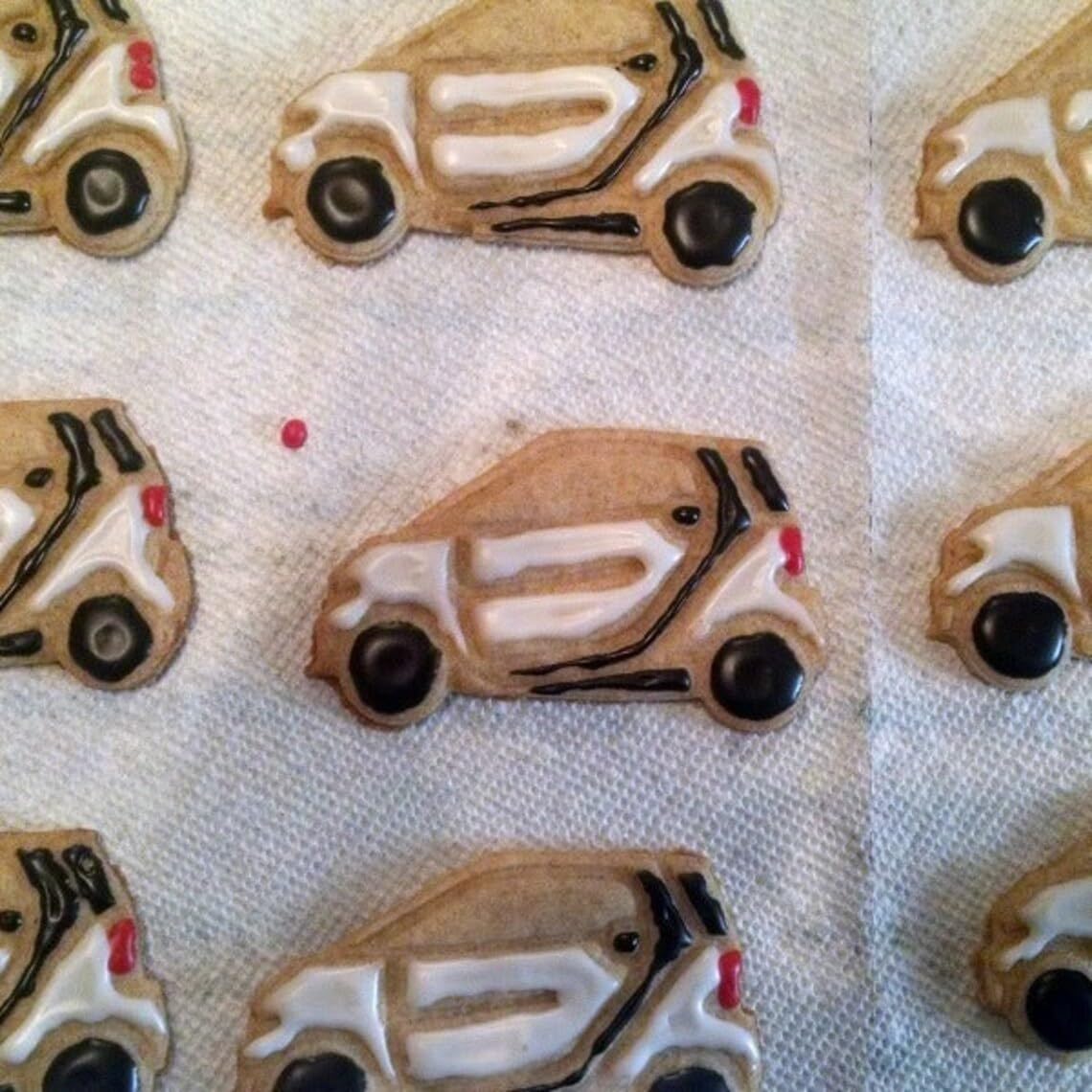 Smart Car Cookie Cutter for Baking Fondant Biscuits Clay Crafts Cake Decorating Small Vehicle Shape Kitchen Tool for Kids Activities Transportation Projects School Events and Creative