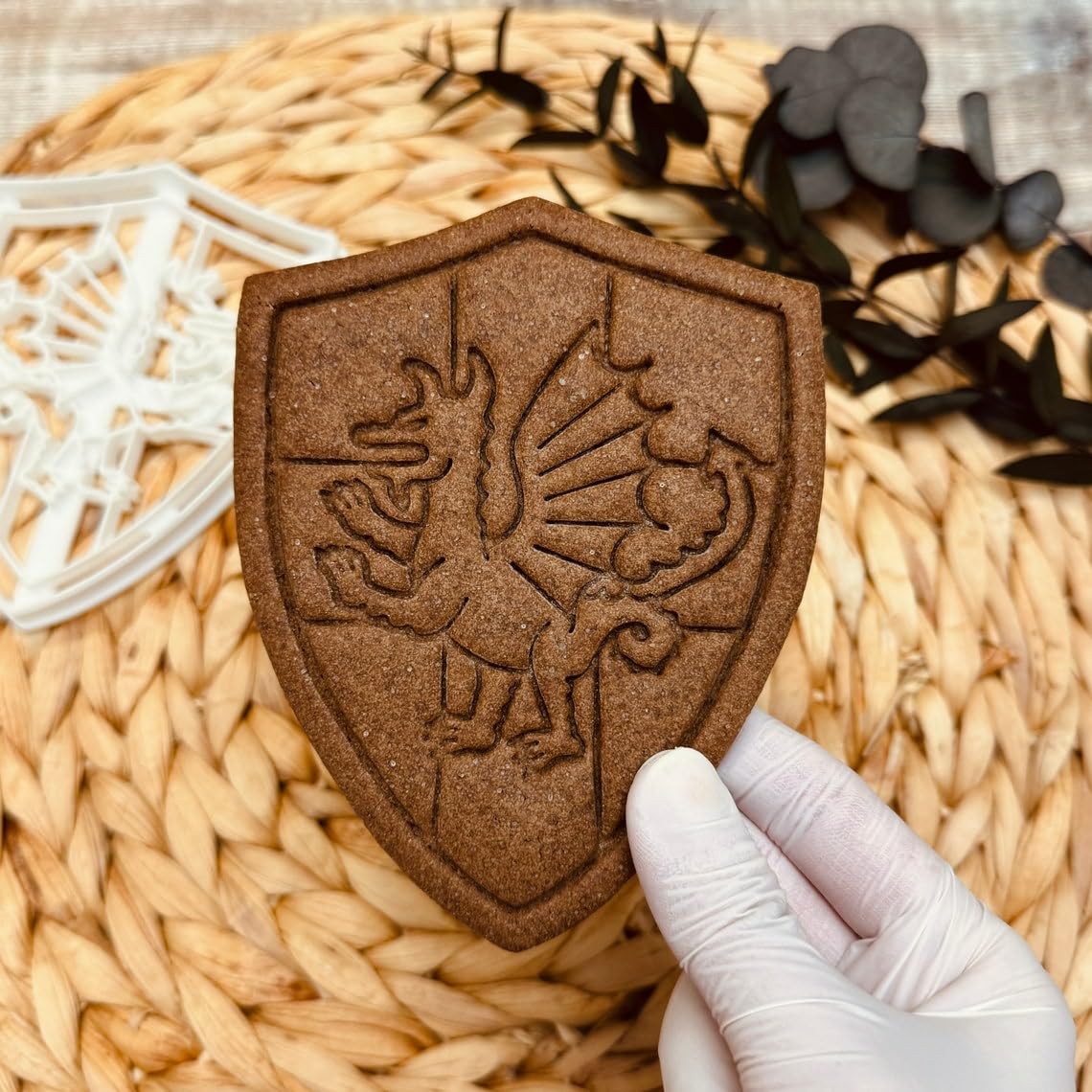 Medieval Shield Cookie Cookie Cutter India for Knights Party European Middle Ages Themed Baking Supplies Biscuit Cutter Castle Armor History Role Play Event Decor Kitchen Tool - Image 2