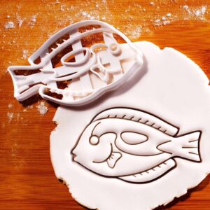 Regal Blue Tang Fish Cookie Cutter Cookie Ocean Themed Biscuit Mold for Aquarium Lovers Marine Biologists Under The Sea Baking Tropical Fish Shape Cutter for Sea Party Snack Decor