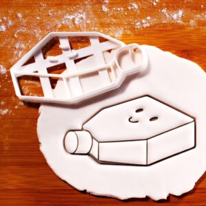 Cute Cell Culture Flask Cookie Cutter Laboratory Science Biscuit Mold Biomedical Graduations Scientist Gifts Lab Event Baking Tool Microscope Biology Themed Kitchen (ONLY CUTE CULTURE FLASK)