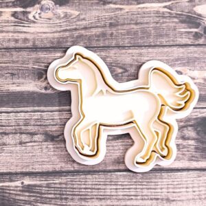 Arabian horse cookie cutter set for baking horse shaped cookies fondant cake toppers equestrian themed party treats kids baking activities animal lover crafts and horse celebration