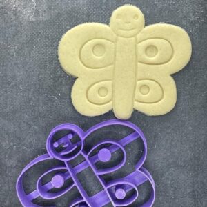 Butterfly Animal Cookie Cutter for Shortbread Biscuits Pastry Fondant Sugar Paste Dough Cake Decoration Butterfly Shape Baking Mold for Spring Theme Crafts Kitchen Use Party Favors