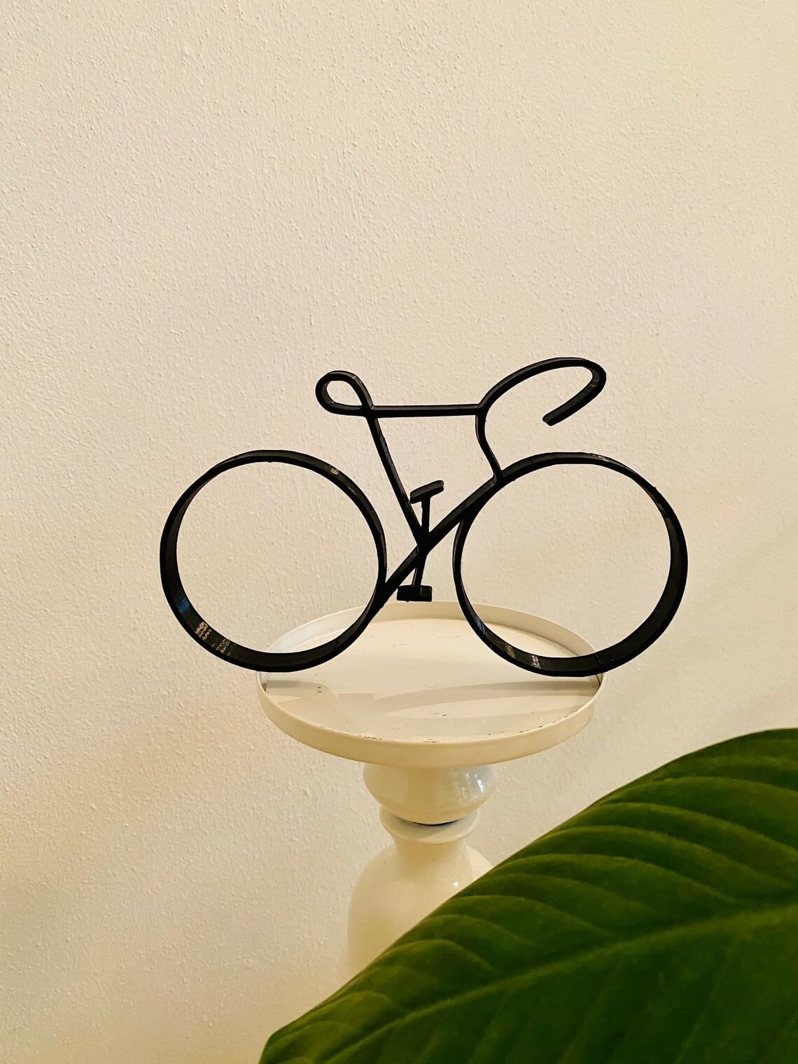 Cycle Sleek Bike Statue: Minimalist Statue Shelf Sitter for Home Decor, Tabletop Present, Sport Enthusiasts, Housewarming and Birthday Gifts