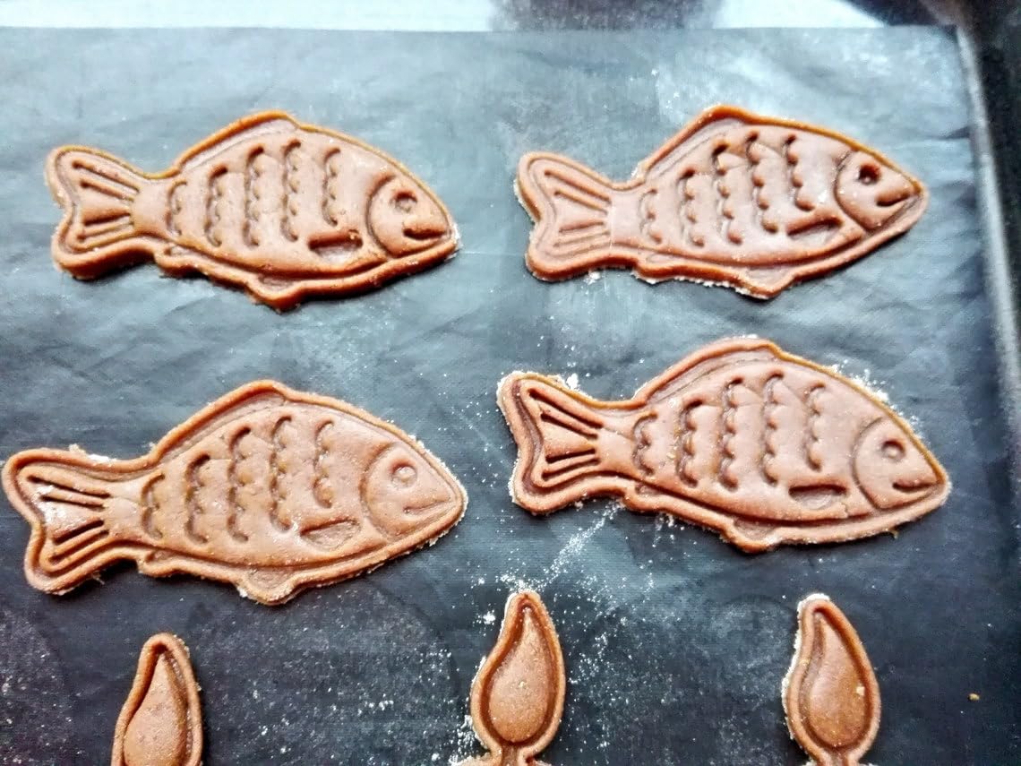 Carp fish cookie cutter set for making shortbread cookies fondant biscuits sugar paste cake decorations perfect for aquatic themed baking cultural events kids crafts and fish inspired - Image 4