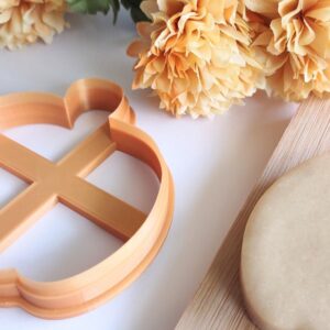 Fall Harvest Cookie Cookie Cutter for Autumn Baking and Crafts, Large Sandwich and Clay Cutter for Thanksgiving Cookies, Seasonal Fondant Designs, and Creative Polymer Clay Projects